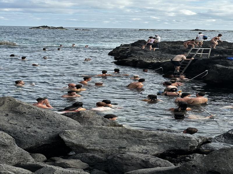 Hot springs meet the ocean