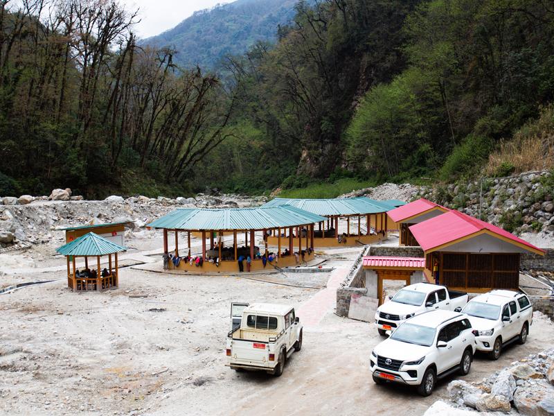 Gasa hot springs