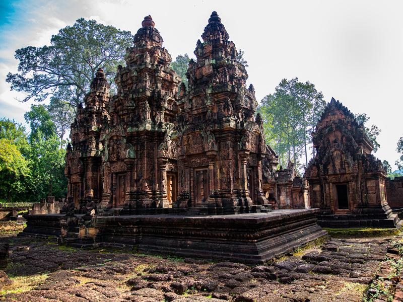 Banteay Srei temple