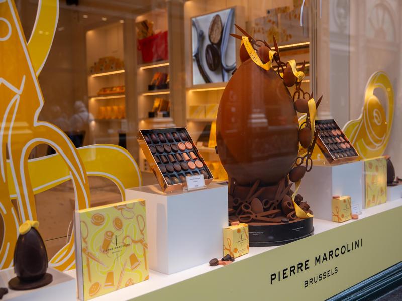 There were a lot of chocolate shops