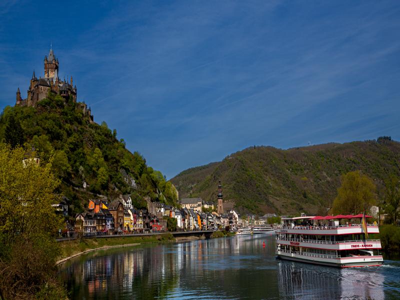 Driving away from Cochem
