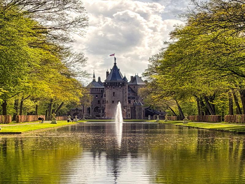 Castle de Haar from the gardens