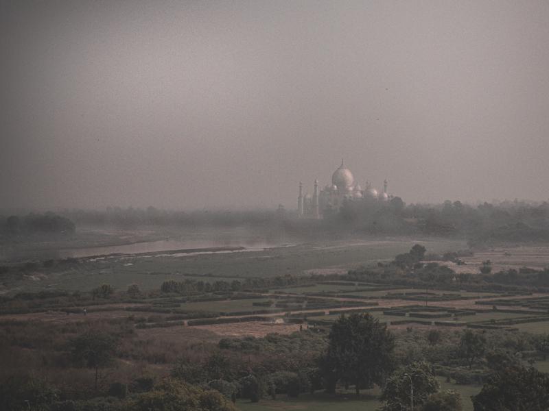 Taj mahal through the smog from the fort