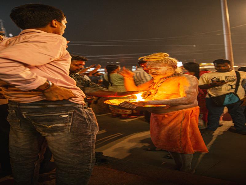 Evening aarti ceremony