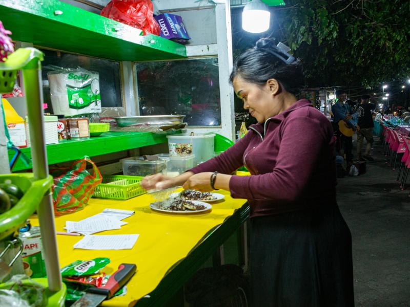 The popular thing was grilled plantains with toppings
