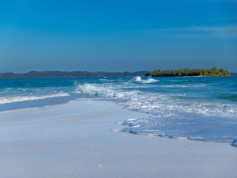 Back to the sandbar at high tide