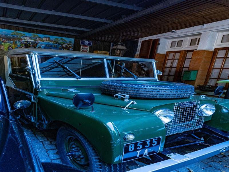 Old Land Cruiser
