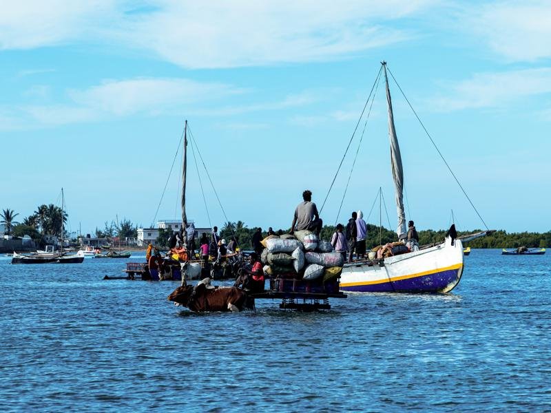 Bringing items to the boats