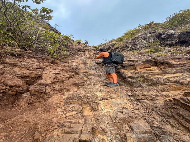 The very steep part is in need of some ropes