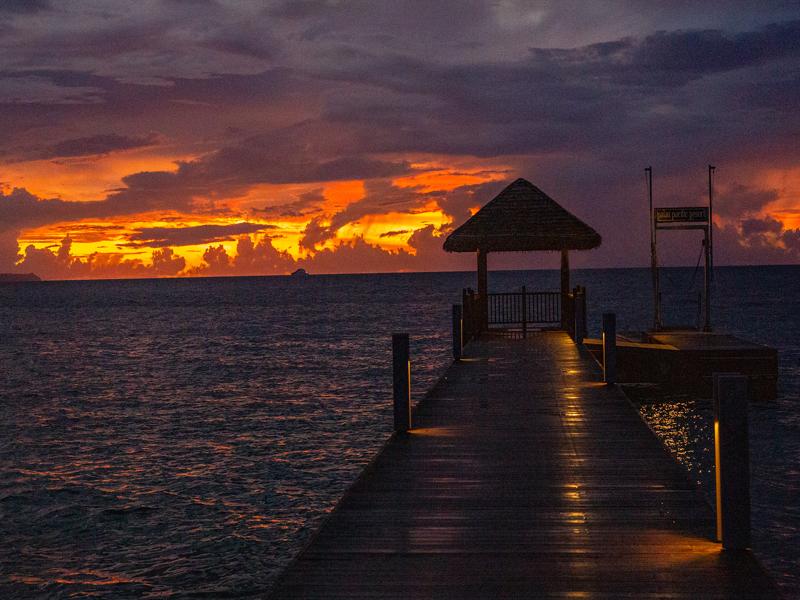 Back to our hotel for sunset