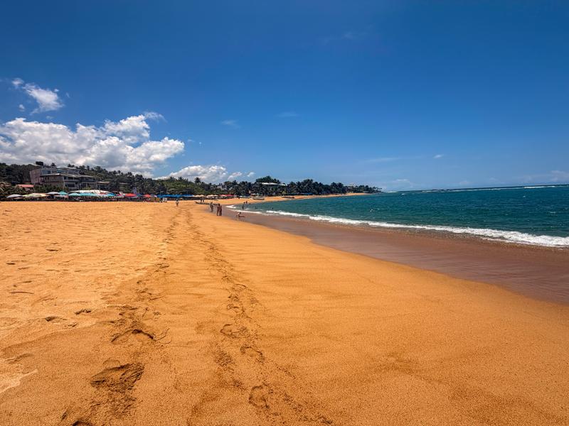 Unawatuna beach